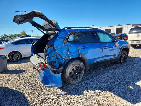 1C4PJMBX4LD544155 — 2020 Jeep Cherokee, photo 3 from Аукцион 26.10.2026, Rollover