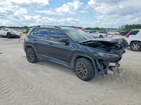 1C4PJMMX8MD122940 — 2021 Jeep Cherokee, zdjęcie 4 z Аукцион 21.10.2026, Przód