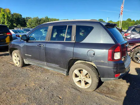 2016 JEEP COMPASS VIN 1C4NJDEB9GD572496 фото 2