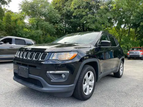 3C4NJCBB0JT228748 — 2018 Jeep Compass, фото 2 з Аукцион 23.10.2026, Звичайний знос