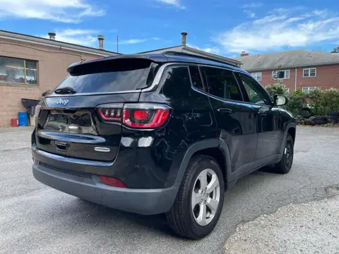3C4NJCBB0JT228748 — 2018 Jeep Compass, фото 4 з Аукцион 23.10.2026, Звичайний знос