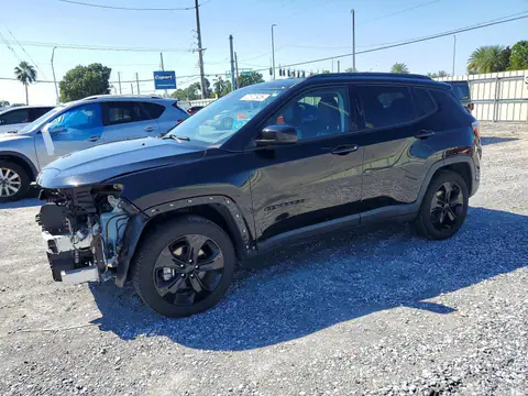 3C4NJCBB8JT300392 — 2018 Jeep Compass, Parte delantera (Front End), fotos antes de reparar