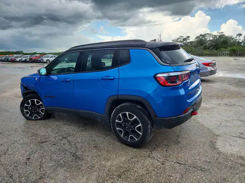 3C4NJDDB3LT223615 — 2020 Jeep Compass, фото 2 з Аукцион 28.10.2026, Передня частина