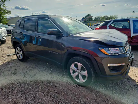 3C4NJDBB9LT239580 — 2020 Jeep Compass, zdjęcie 4 z Аукцион 26.10.2026, Przód