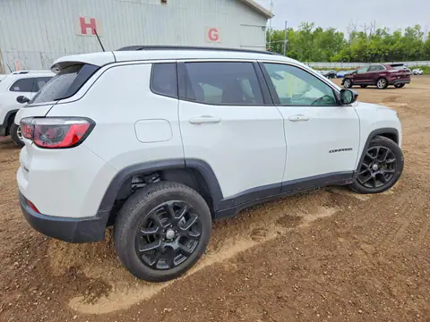3C4NJDFB8NT176100 — 2022 Jeep Compass, photo 3 from Аукцион 28.10.2026, Front end