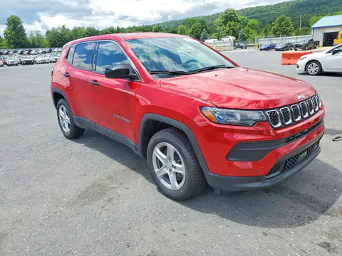 3C4NJDANXRT591605 — 2024 Jeep Compass, фото 4 з Аукцион 29.10.2026, Незначні вм’ятини й подряпини