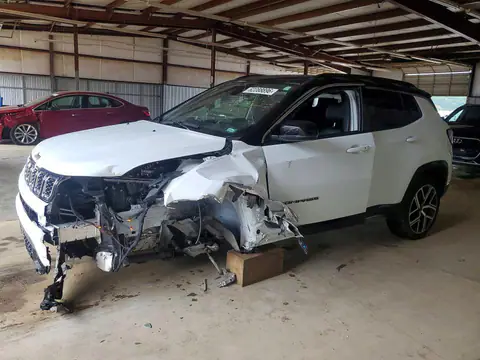3C4NJDCN8ST615984 — 2025 Jeep Compass, წინა ნაწილი (Front End), ფოტოები შეკეთებამდე