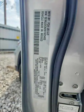 3C4NJDCN2ST623403 — 2025 Jeep Compass, фото 13 с аукциона Аукцион 21.10.2026, Подтопление