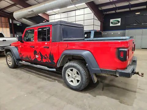 1C6HJTAG2LL187751 — 2020 Jeep Gladiator, zdjęcie 2 z Аукцион 22.10.2026, Drobne wgniecenia i rysy