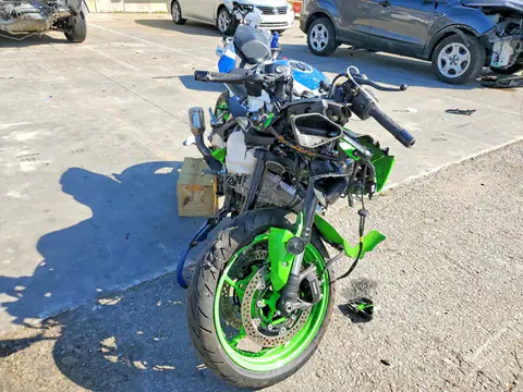 ML5ZXCS11RDA28192 — 2024 Kawasaki ZX400, photo 2 from Аукцион 15.10.2026, Front end