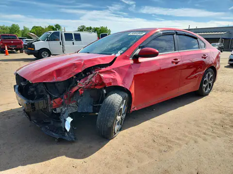 3KPF24ADXLE259247 — 2020 Kia Forte, Przód (Front End), zdjęć przed naprawą