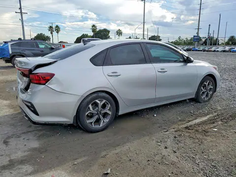 3KPF24AD7ME308888 — 2021 Kia Forte, фото 3 з Аукцион 23.10.2026, Задня частина