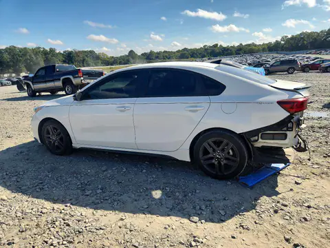 3KPF34AD7ME276134 — 2021 Kia Forte, zdjęcie 2 z Аукцион 22.10.2026, Tył