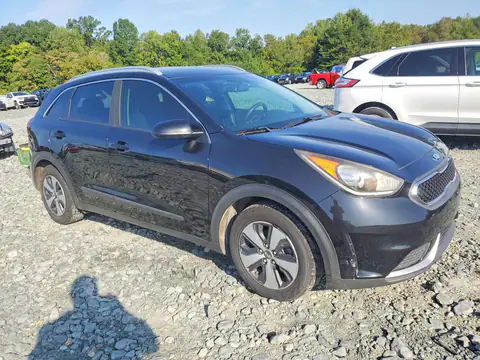 KNDCB3LC6H5083401 — 2017 Kia NIRO, zdjęcie 4 z Аукцион 28.10.2026, Drobne wgniecenia i rysy