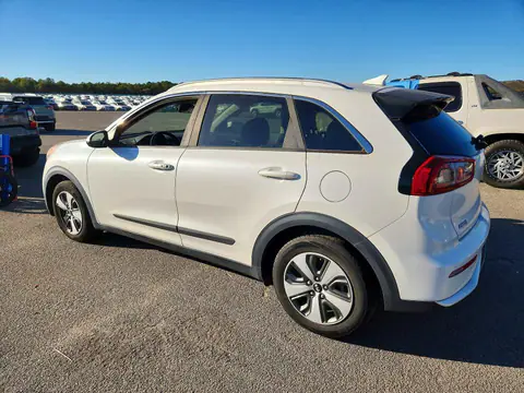 KNDCB3LC2J5203202 — 2018 Kia NIRO, foto 2 de Аукцион 28.10.2026, Parte delantera