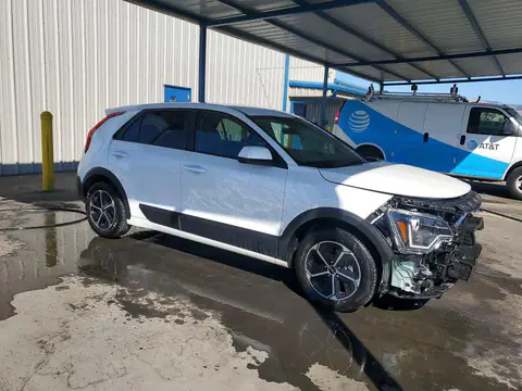 KNDCP3LE7T5328847 — 2026 Kia NIRO, фото 4 з Аукцион 26.10.2026, Передня частина