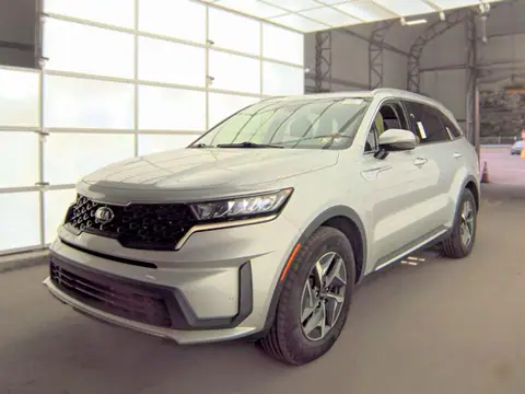 KNDRG4LG6M5024492 — 2021 Kia Sorento, foto 2 de Аукцион 28.10.2026, Pequeñas abolladuras y arañazos