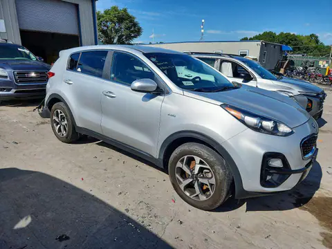 KNDPMCAC3M7903138 — 2021 Kia Sportage, foto 4 de Аукцион 21.10.2026, Parte trasera