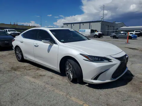 58AD21B14LU004688 — 2020 Lexus ES, zdjęcie 4 z Copart 22.10.2026, Bok