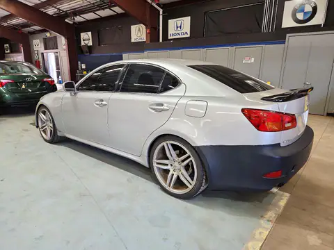 2006 LEXUS IS VIN JTHCK262962001526 фото 2