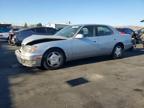 JT8BH28FXY0173377 — 2000 Lexus LS, Front end (Front End), before-repair photos