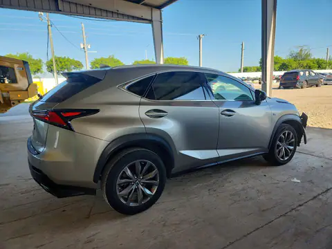 JTJSARBZ8M2179787 — 2021 Lexus NX 300, ფოტო 3, Аукцион 07.10.2026, წინა ნაწილი