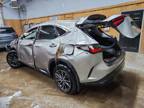 2T2AKCEZ2NC001845 — 2022 Lexus NX, фото 2 с аукциона Аукцион 28.10.2026, опрокидывание