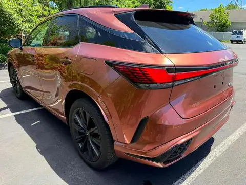 2T2BCMEA9PC005590 — 2023 Lexus RX, фото 2 з Аукцион 20.10.2026, Незначні вм’ятини й подряпини