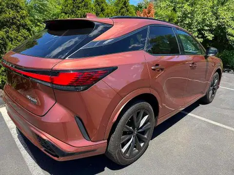 2T2BCMEA9PC005590 — 2023 Lexus RX, фото 3 з Аукцион 20.10.2026, Незначні вм’ятини й подряпини