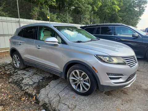 5LMCJ2C95HUL03398 — 2017 Lincoln MKC, photo 4 from Аукцион 16.10.2026, Side