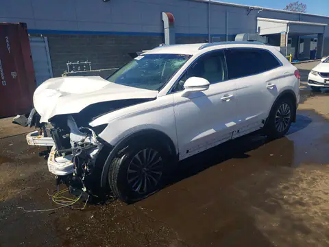2LMPJ8KR4HBL29560 — 2017 Lincoln MKX, Front end (Front End), before-repair photos
