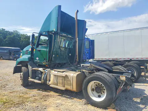 1M1AW01X8HM009404 — 2017 Mack 600, фото 2 с аукциона Аукцион 06.10.2026, Опрокидывание