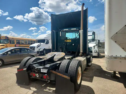 1M1AW01X9JM010471 — 2018 Mack 600, фото 3 с аукциона Аукцион 23.10.2026, МЕХАНИЧЕСКИЕ ПОВРЕЖДЕНИЯ