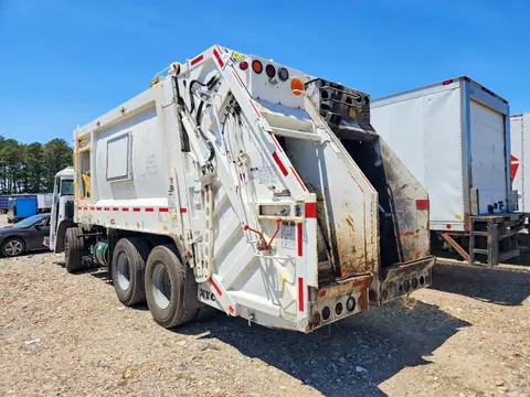 1M2LR2GC9RM008937 — 2024 Mack LR, фото 3 з Аукцион 23.10.2026, Передня частина