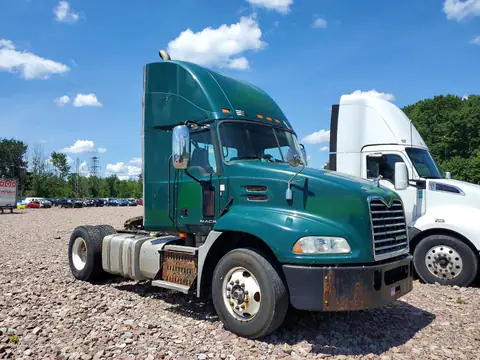 1M1AW01X3HM009455 — 2017 Mack SEMI, фото 4 с аукциона Аукцион 05.10.2026, ЕСТЕСТВЕННЫЙ ИЗНОС