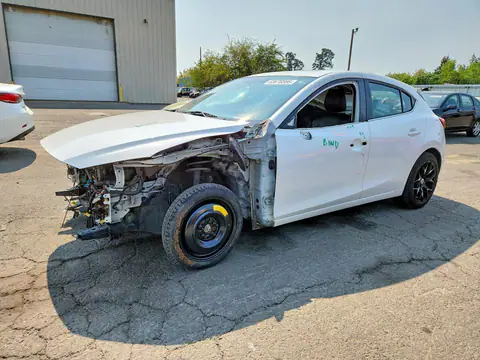 JM1BM1N73G1299237 — 2016 Mazda 3, წინა ნაწილი (Front End), ფოტოები შეკეთებამდე