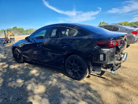 JM1BPAB75K1119972 — 2019 Mazda 3, ფოტო 2, Аукцион 22.10.2026, უკანა ნაწილი