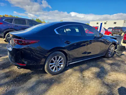 3MZBPACL3LM130935 — 2020 Mazda 3, ფოტო 3, Аукцион 22.10.2026, წინა ნაწილი