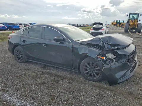 JM1BPAAL8M1313154 — 2021 Mazda 3, ფოტო 4, Аукцион 26.10.2026, წინა ნაწილი