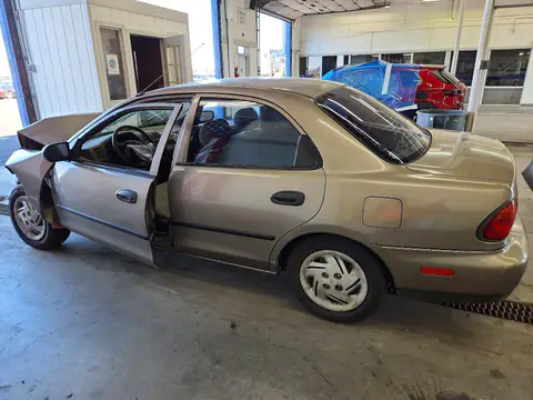JM1BC141XW0241727 — 1998 Mazda Protege, photo 2 from Аукцион 16.10.2026, Front end