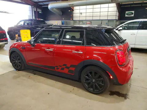 WMWXU3C57H2B64082 — 2017 MINI Cooper, zdjęcie 2 z Аукцион 22.10.2026, Drobne wgniecenia i rysy