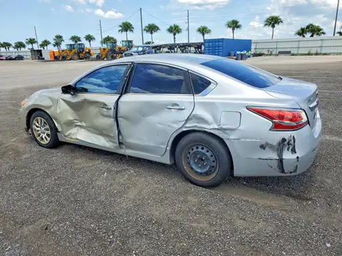 1N4AL3AP2FC434023 — 2015 Nissan Altima, zdjęcie 2 z Аукцион 19.10.2026, Bok
