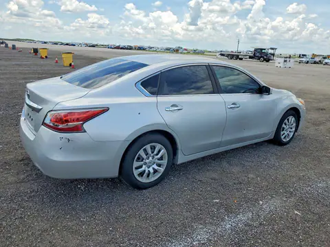 1N4AL3AP2FC434023 — 2015 Nissan Altima, zdjęcie 3 z Аукцион 19.10.2026, Bok