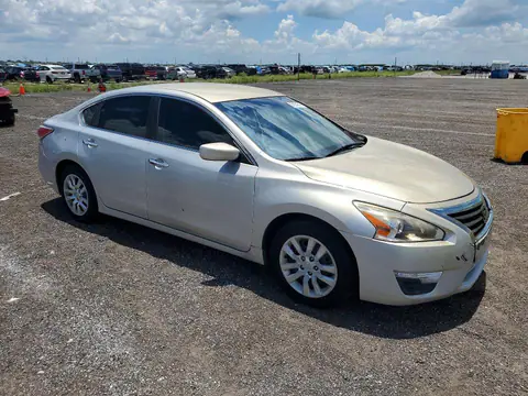1N4AL3AP2FC434023 — 2015 Nissan Altima, zdjęcie 4 z Аукцион 19.10.2026, Bok