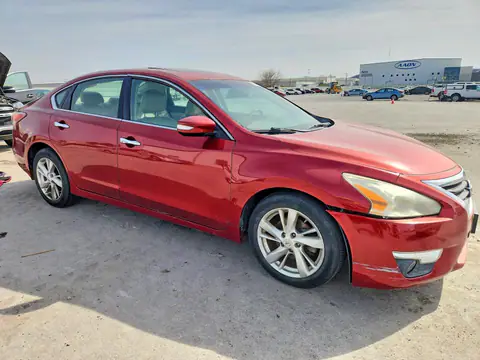 1N4AL3AP2FC143764 — 2015 Nissan Altima, photo 4 from Аукцион 23.09.2026, Mechanical damage