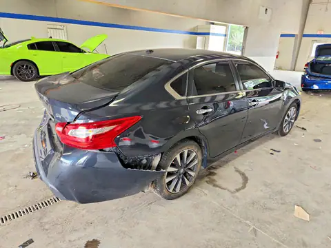 1N4AL3AP3HC212450 — 2017 Nissan Altima, photo 3 from Аукцион 16.10.2026, Rear end
