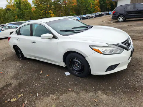 1N4AL3AP2HN329196 — 2017 Nissan Altima, photo 4 from Аукцион 22.10.2026, Minor dents and scratches