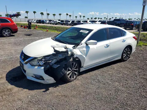 1N4AL3AP7HC265734 — 2017 Nissan Altima, Parte delantera (Front End), fotos antes de reparar