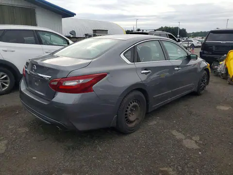 1N4AL3AP3JC238052 — 2018 Nissan Altima, ფოტო 3, Аукцион 22.10.2026, მცირე ჩაღრმავებები და ნაკაწრები