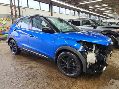 3N1CP5DV1ML563713 — 2021 Nissan Kicks, foto 4 de Аукцион 26.10.2026, Parte delantera